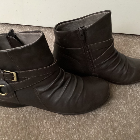 Naturalizer - Canyon Brown Leather short boot - Picture 5 of 6